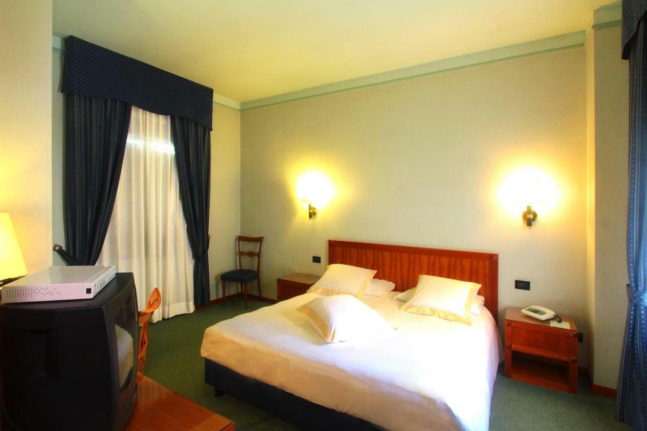 Hotel De Paris Terni Luaran gambar