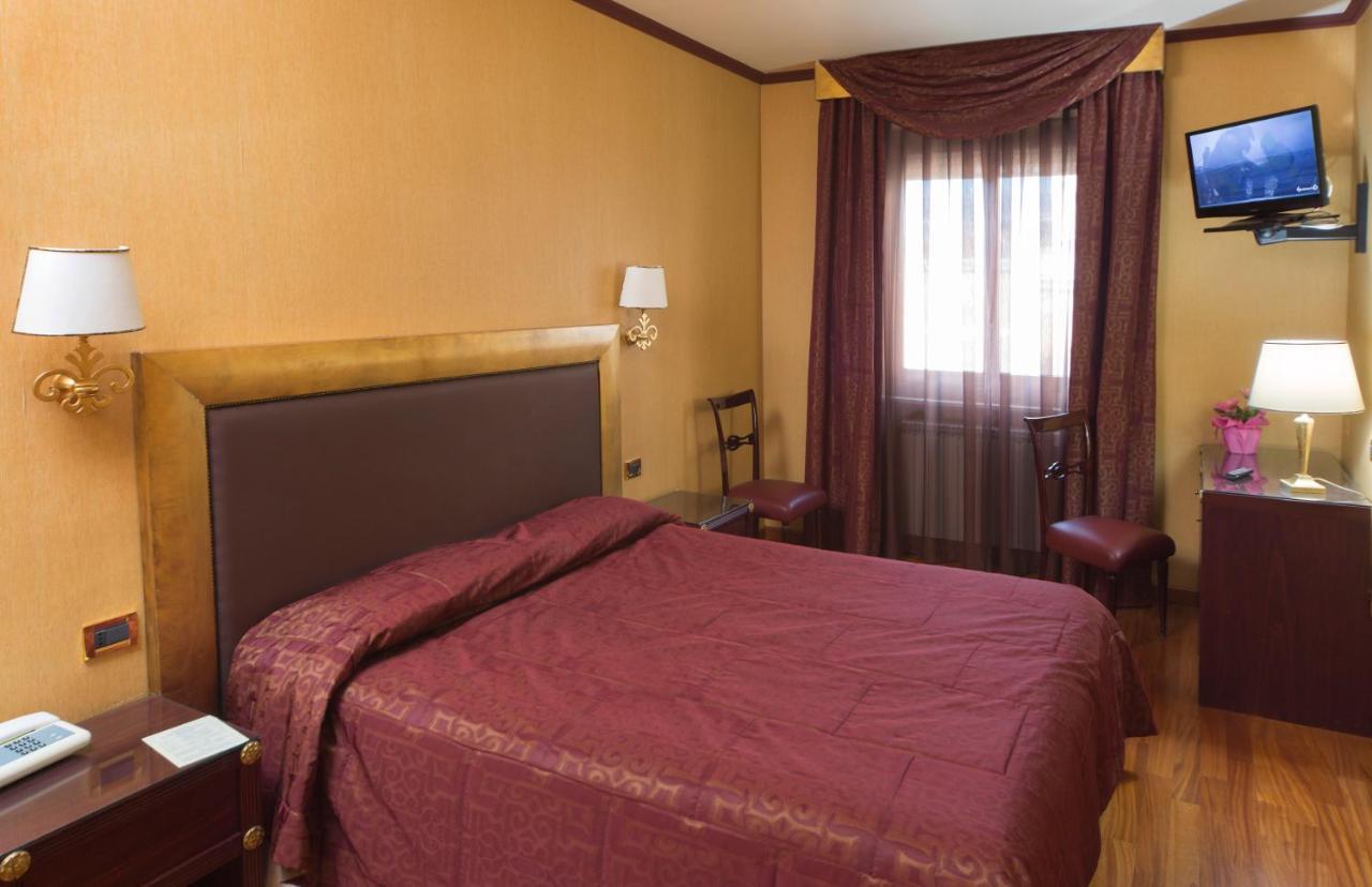 Hotel De Paris Terni Luaran gambar